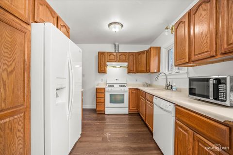 Tiny photo for 421 N Neltnor Boulevard, West Chicago, IL 60185 (MLS # 12548271)