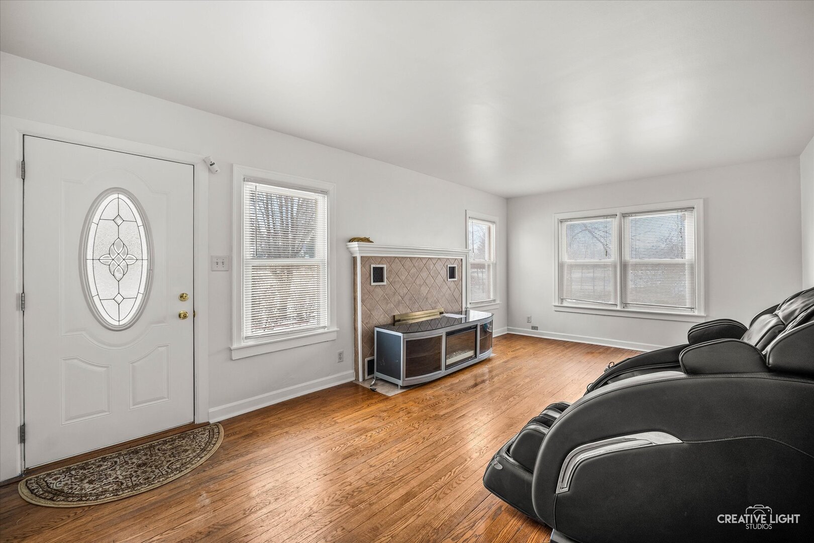 421 N Neltnor Boulevard