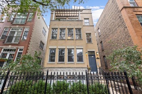 Photo of 1132 W Wolfram Street #3, Chicago, IL 60657 (MLS # 12501405) Photo of 1132 W Wolfram Street #3, Chicago, IL 60657 (MLS # 12501405)