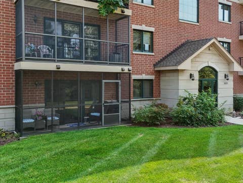Tiny photo for 6830 W Winding Trail #101, Oak Forest, IL 60452 (MLS # 12715141)