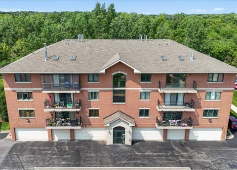 Photo of 6830 W Winding Trail #101, Oak Forest, IL 60452 (MLS # 12715141)