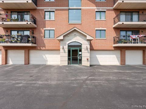 Tiny photo for 6830 W Winding Trail #101, Oak Forest, IL 60452 (MLS # 12715141)