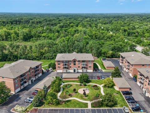 Tiny photo for 6830 W Winding Trail #101, Oak Forest, IL 60452 (MLS # 12715141)