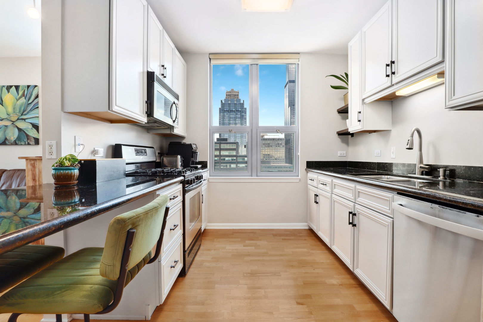 125 S Jefferson Street 3104