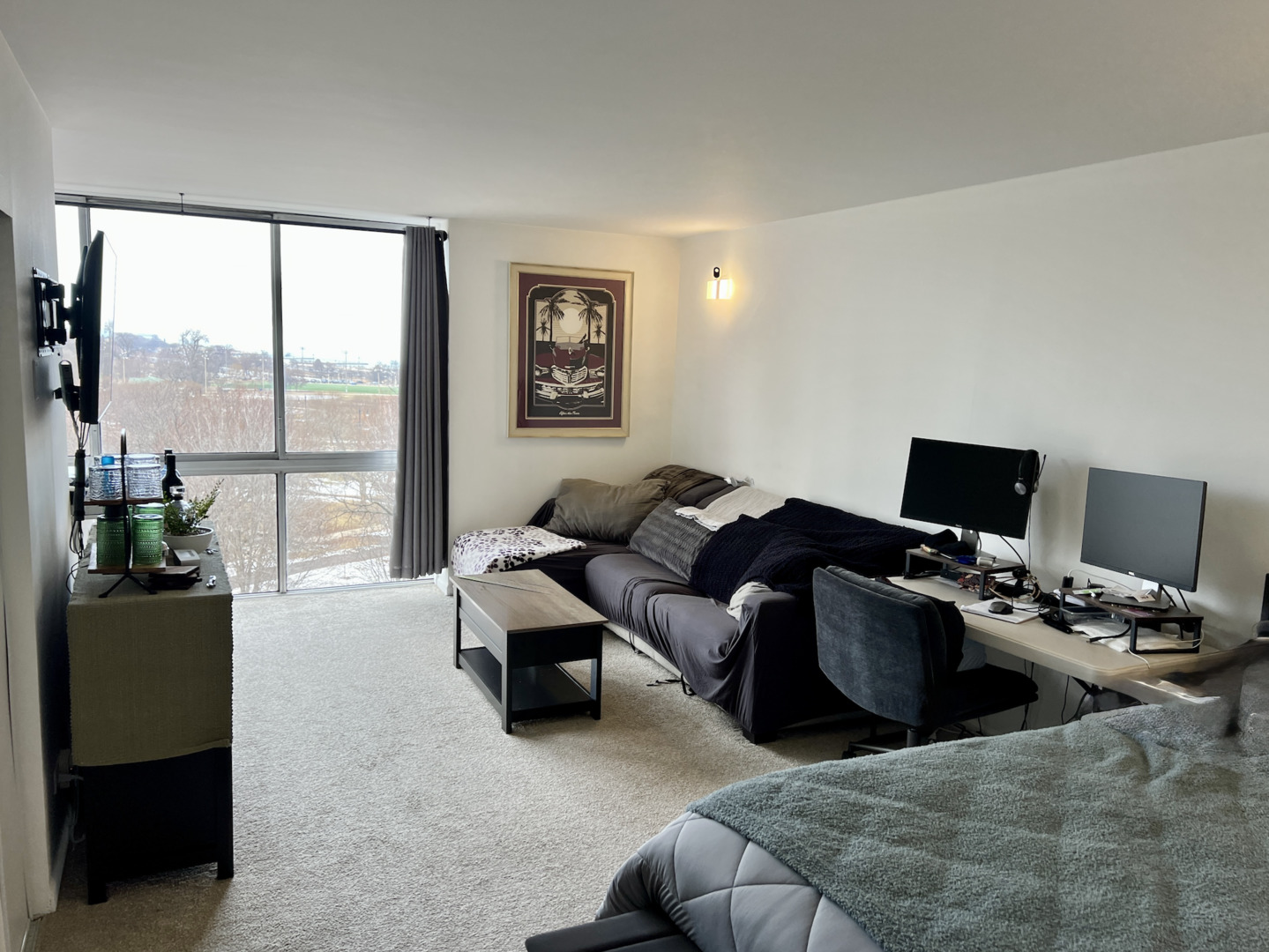 1555 N Dearborn Parkway 8c