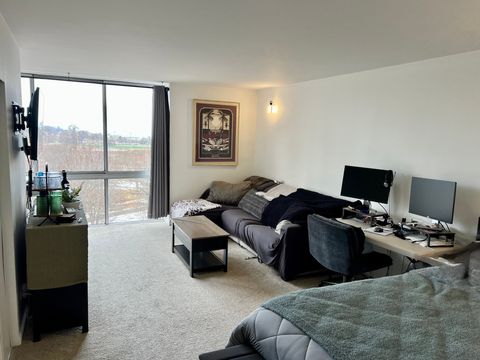 Tiny photo for 1555 N Dearborn Parkway #8c, Chicago, IL 60610 (MLS # 12578317)