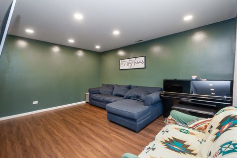 Tiny photo for 914 Wembley Drive, Island Lake, IL 60042 (MLS # 12593253)