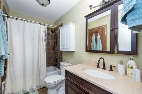 Tiny photo for 914 Wembley Drive, Island Lake, IL 60042 (MLS # 12593253)