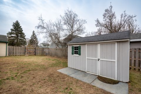 Tiny photo for 914 Wembley Drive, Island Lake, IL 60042 (MLS # 12593253)