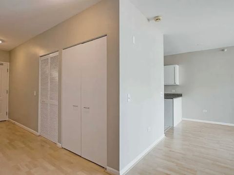 Tiny photo for 600 N DEARBORN Street #1207, Chicago, IL 60654 (MLS # 12607776)