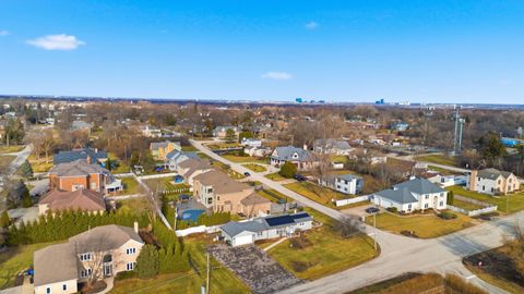 Tiny photo for 100 Pratt Boulevard, Roselle, IL 60172 (MLS # 12574902)