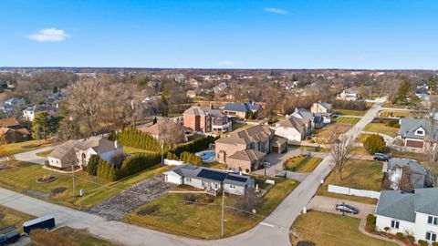 Tiny photo for 100 Pratt Boulevard, Roselle, IL 60172 (MLS # 12574902)