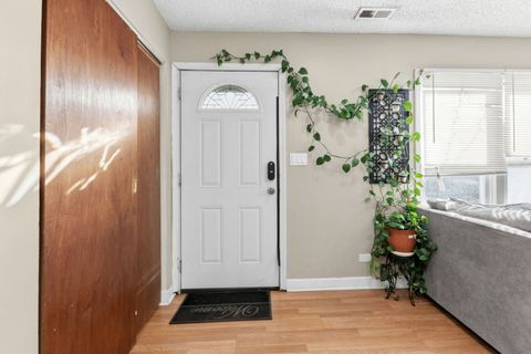 Tiny photo for 100 Pratt Boulevard, Roselle, IL 60172 (MLS # 12574902)