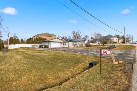 Tiny photo for 100 Pratt Boulevard, Roselle, IL 60172 (MLS # 12574902)