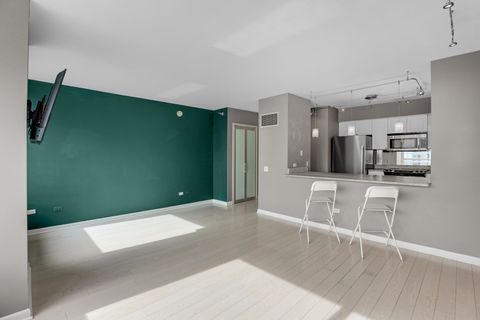 Tiny photo for 512 N Mcclurg Court #4409, Chicago, IL 60611 (MLS # 12597200)