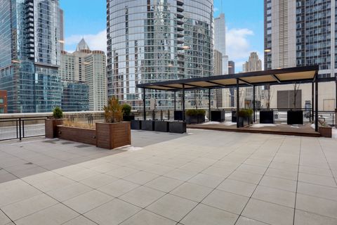 Tiny photo for 512 N Mcclurg Court #4409, Chicago, IL 60611 (MLS # 12597200)