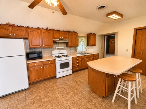 Tiny photo for 9453 1725 East Street, Tiskilwa, IL 61368 (MLS # 12756289)