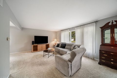 Tiny photo for 7405 W 157th Street, Orland Park, IL 60462 (MLS # 12488617)