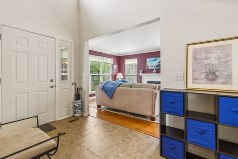 Tiny photo for 879 Dandridge Court, Elgin, IL 60120 (MLS # 12501308)