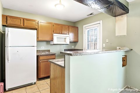 Tiny photo for 624 Yale Lane, Island Lake, IL 60042 (MLS # 12494544)