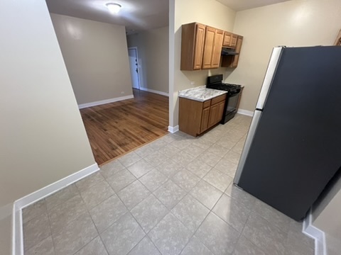 7506 S Vernon Avenue 3C