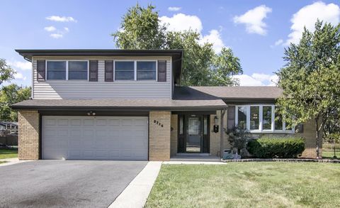 A home in Hickory Hills