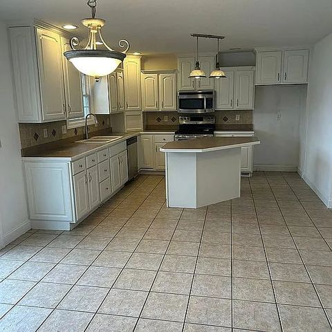 Tiny photo for 1713 W Bob O Link Drive, Pontiac, IL 61764 (MLS # 12505514)