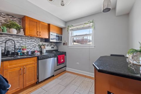 Tiny photo for 2222 N Harlem Avenue #1NW, Elmwood Park, IL 60707 (MLS # 12560973)