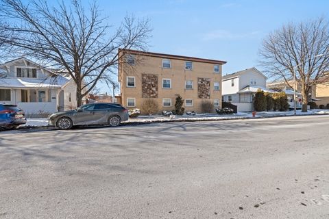 Tiny photo for 2222 N Harlem Avenue #1NW, Elmwood Park, IL 60707 (MLS # 12560973)