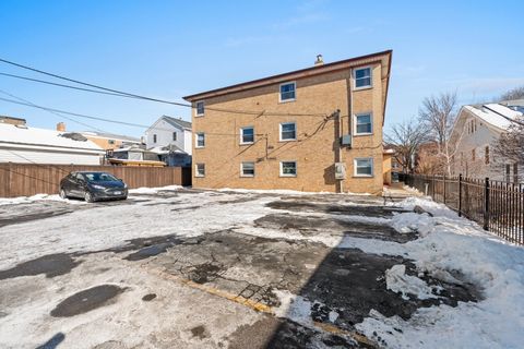 Tiny photo for 2222 N Harlem Avenue #1NW, Elmwood Park, IL 60707 (MLS # 12560973)