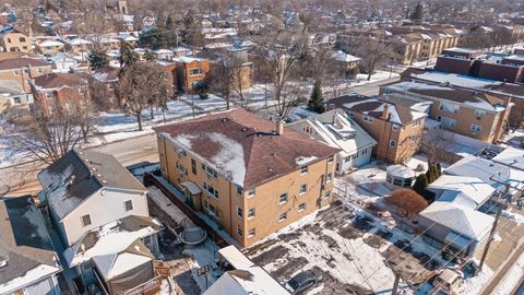 Tiny photo for 2222 N Harlem Avenue #1NW, Elmwood Park, IL 60707 (MLS # 12560973)