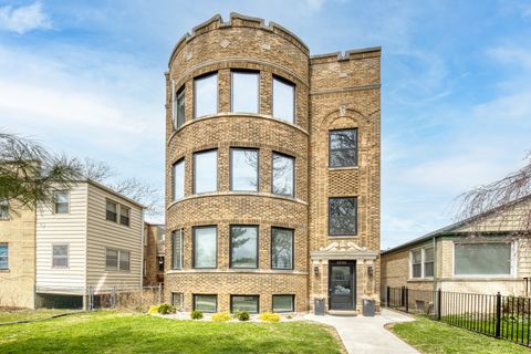 2550 W Balmoral Avenue 1 Chicago IL 60625