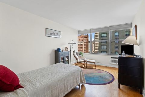 Tiny photo for 1000 N LAKE SHORE Drive #1105, Chicago, IL 60611 (MLS # 12470842)