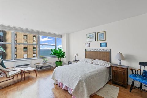Tiny photo for 1000 N LAKE SHORE Drive #1105, Chicago, IL 60611 (MLS # 12470842)