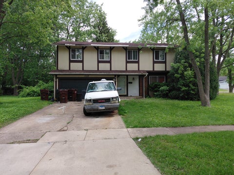 Photo of 1029 Ashridge Lane, University Park, IL 60466 (MLS # 12672346)