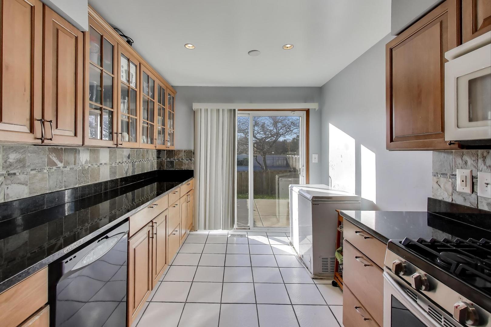 1507 Clearwater Lane