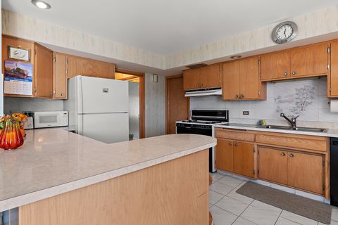 Tiny photo for 8231 W Balmoral Avenue, Chicago, IL 60656 (MLS # 12467599)