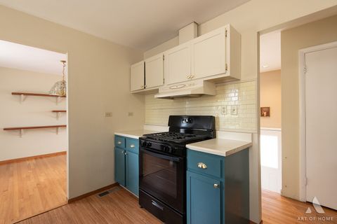 Tiny photo for 7756 Chestnut Avenue, Woodridge, IL 60517 (MLS # 12712001)