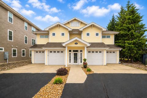Photo of 13232 Lake Shore Drive #101, Cedar Lake, IN 46303 (MLS # 12677215)