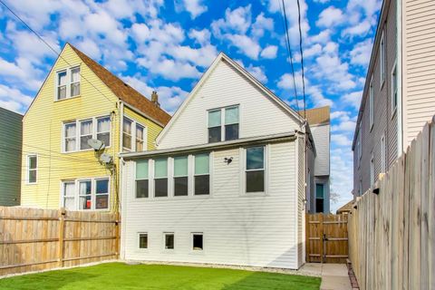 Tiny photo for 3716 N Spaulding Avenue, Chicago, IL 60618 (MLS # 12593641)