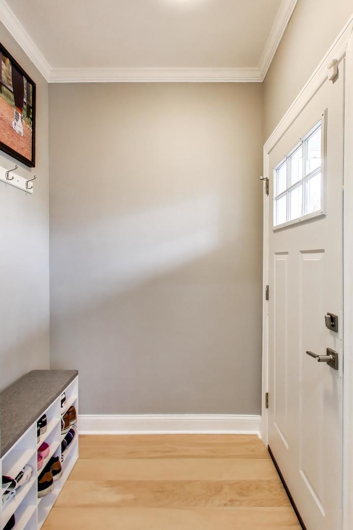 3716 N Spaulding Avenue