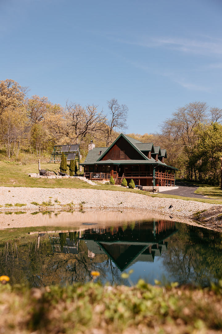 2105 N Elizabeth Scales Mound Road