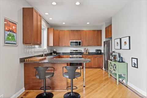 Tiny photo for 1541 W Chestnut Street #2, Chicago, IL 60642 (MLS # 12554335)