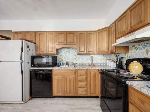 Tiny photo for 6 Ridgewood Road, Elk Grove Village, IL 60007 (MLS # 12735955)