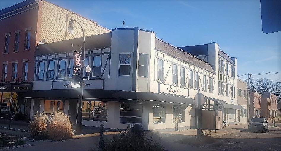 117 E Van Buren Street
