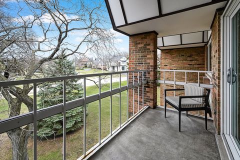 Tiny photo for 360 Claymoor Road #3G, Hinsdale, IL 60521 (MLS # 12593137)