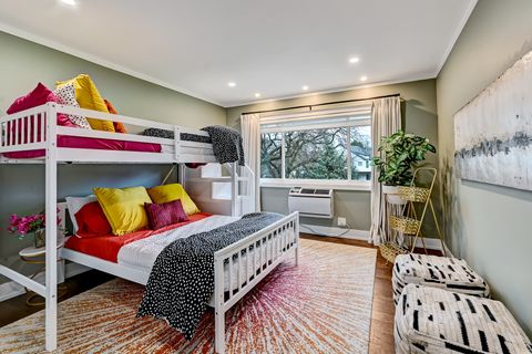 Tiny photo for 360 Claymoor Road #3G, Hinsdale, IL 60521 (MLS # 12593137)