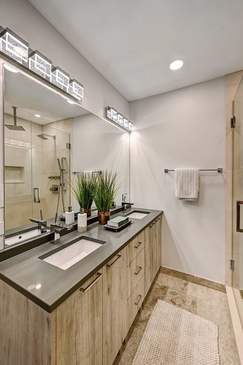 Tiny photo for 360 Claymoor Road #3G, Hinsdale, IL 60521 (MLS # 12593137)