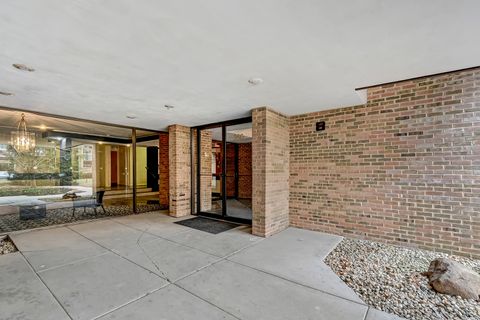 Tiny photo for 360 Claymoor Road #3G, Hinsdale, IL 60521 (MLS # 12593137)