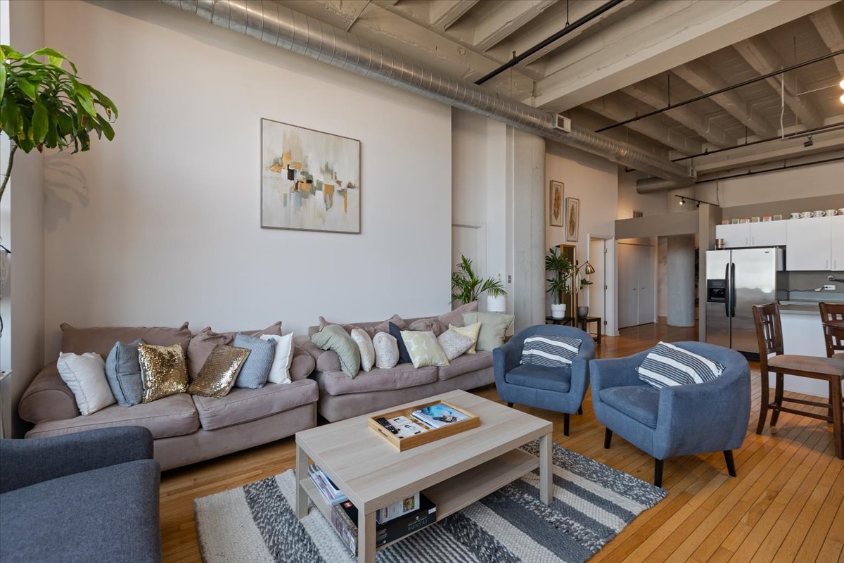 1601 W School Street 514